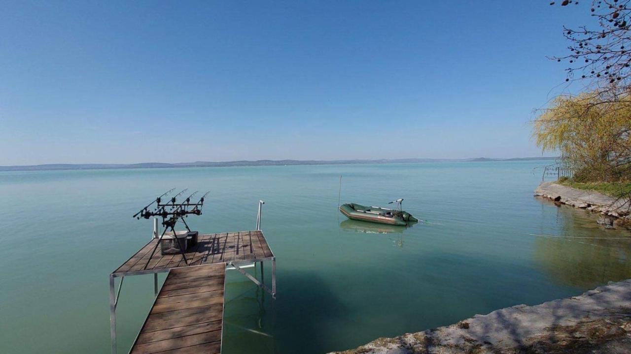 Topartihaz Балатонсарсо Экстерьер фото